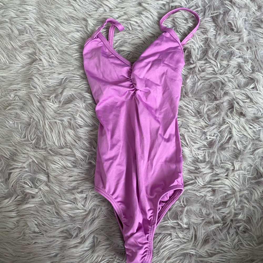 Magenta leotard